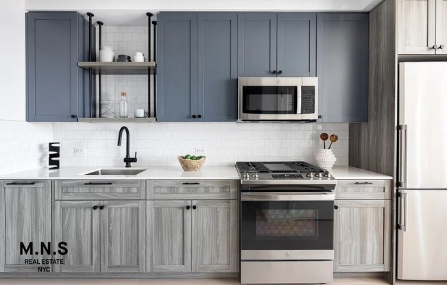 Studio, 1 bath, 434 sqft, $3,110, Unit 519