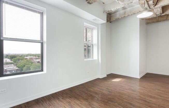Studio, 1 bath, 221 sqft, $1,650, Unit 1009