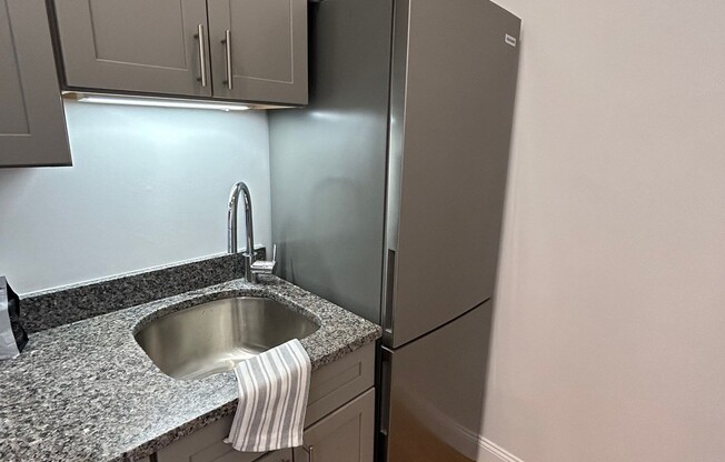Studio, 1 bath, $1,775, Unit 407