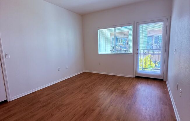 1 bed, 1 bath, 494 sqft, $1,550, Unit 1309-207