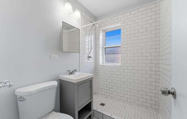 Studio, 1 bath, 250 sqft, $1,275, Unit 7450-32