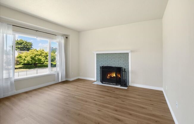 3Bd/2.25Ba Everett Home
