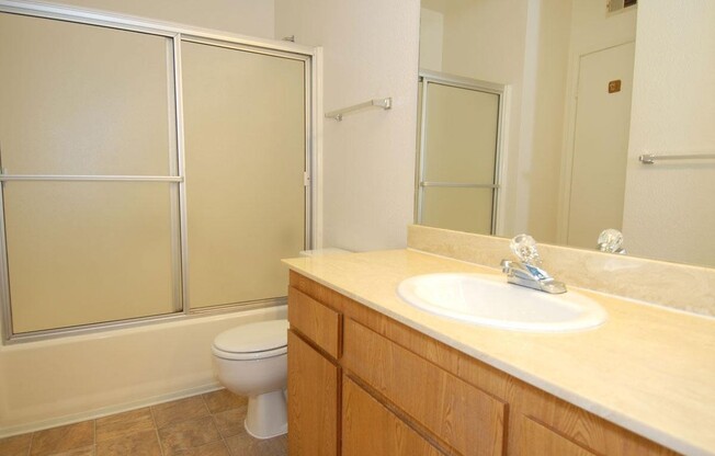 Vista La Mesa Apartments