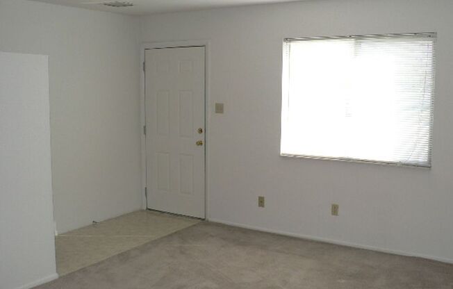 1 bed, 1.5 baths, 1,000 sqft, $995, Unit 5270