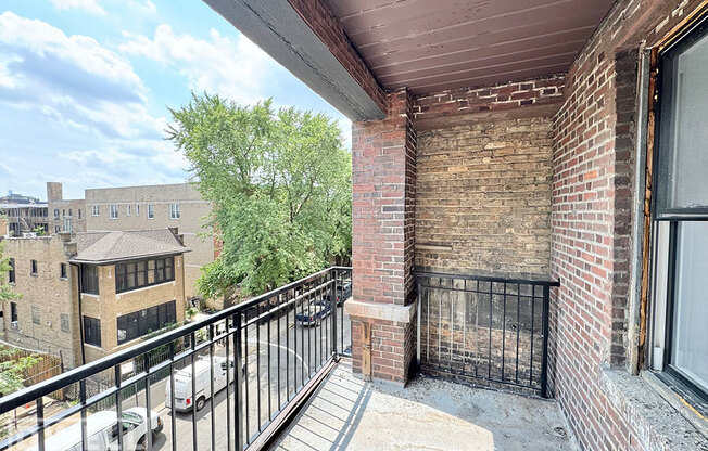 618 W PATTERSON