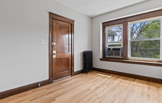 33 BIGELOW ST
