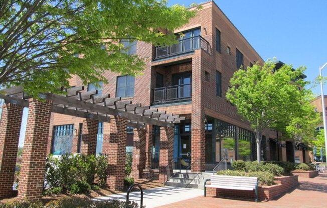 Chapel Hill / 2BR Southern Village Condo AVAIL