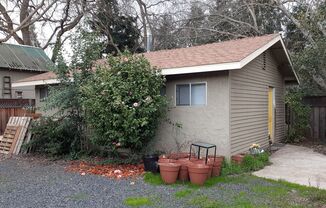 1370 Orchard Way