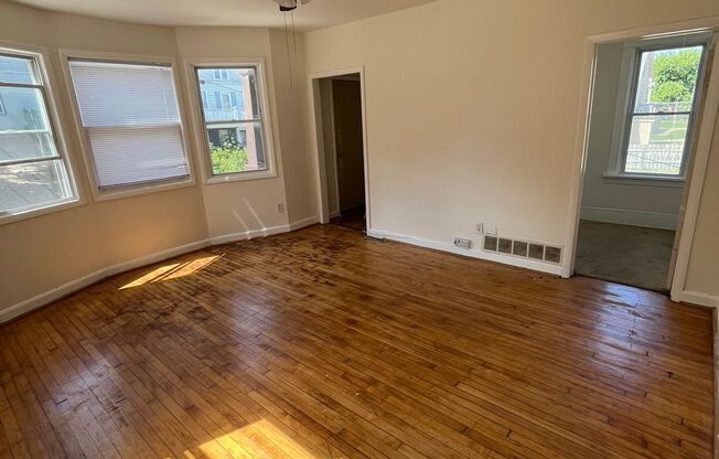 2 bed 1 bath located right off Brady St