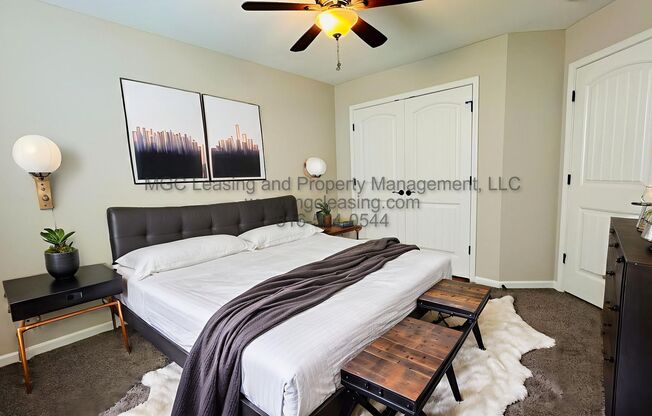 9461 9467 N BALTIMORE AVE