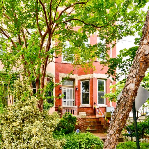118 W St NW