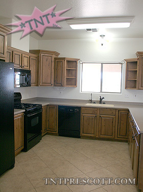 4 beds, 2 baths, $1,895