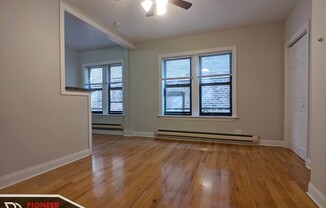 2840 N Orchard St , 2846-46