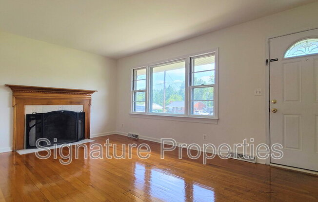 204 MT PLEASANT BLVD