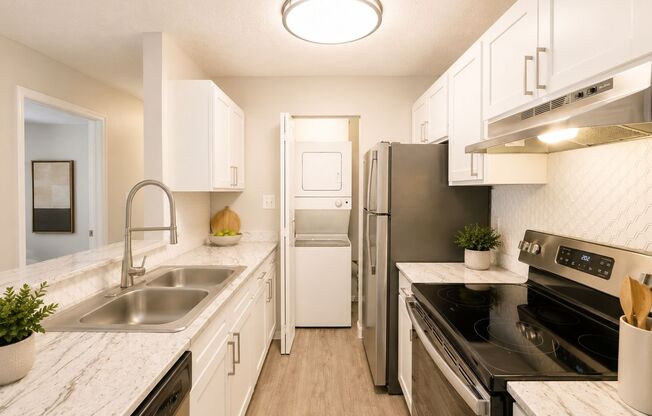 1 bed, 1 bath, 825 sqft, $1,368, Unit 08814