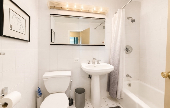 Studio, 1 bath, 605 sqft, $3,000, Unit 23M