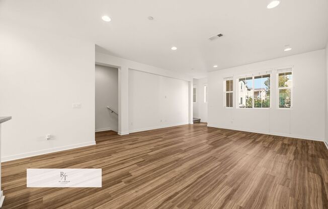 Modern 3-Bedroom Condo with Flexible Multi-Level Layout in Pomona !