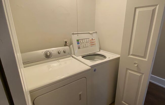 Renovated huge 2br/1ba in Shaw neighborhood,