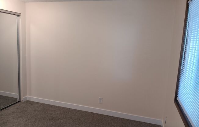 2 beds, 1.5 baths, 1,050 sqft, $2,049, Unit 214-776C