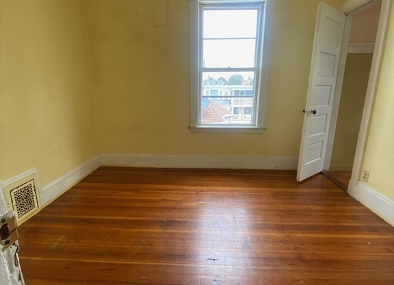 3 WESTVILLE TER