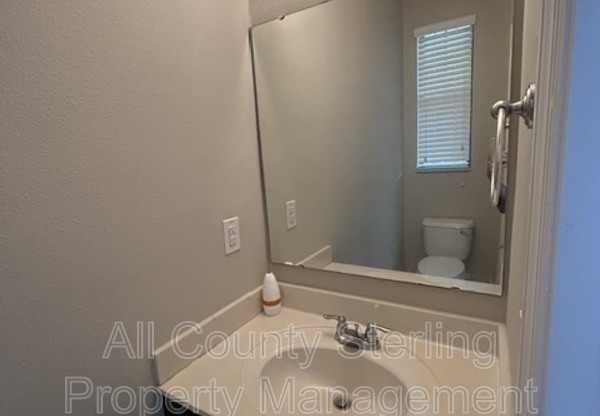 1876 LEATHER FERN DR