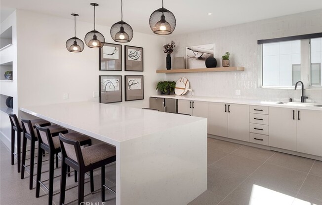 2 beds, 2 baths, 1,079 sqft, $4,800, Unit 501