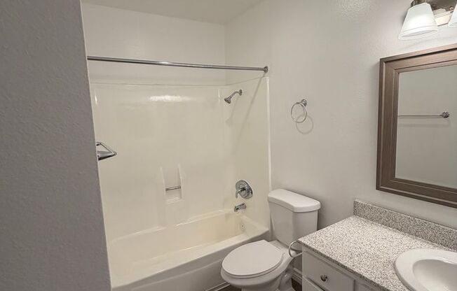 1 bed, 1 bath, 625 sqft, $1,900, Unit 30