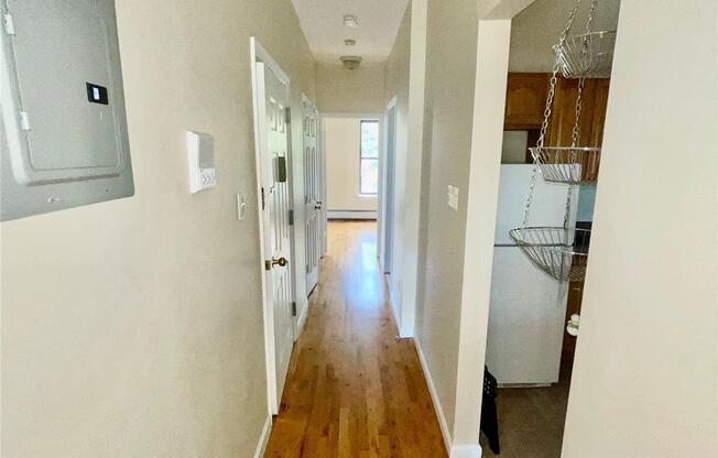 25 E 126 ST
