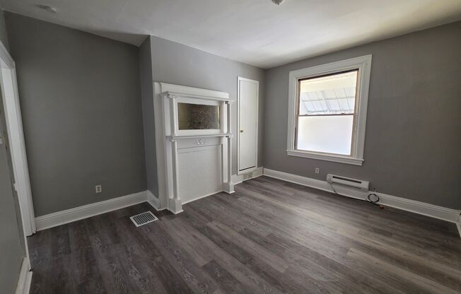 Spacious 1 bedroom 1 bathroom apartment for rent!