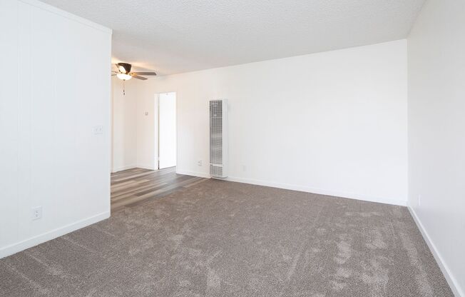 1 bed, 1 bath, 560 sqft, $1,725, Unit 22