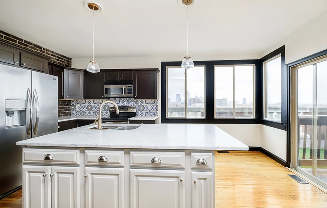 3 beds, 3.5 baths, 2,360 sqft, $4,200