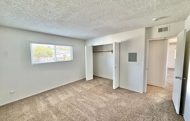 2 beds, 2 baths, 850 sqft, $2,275, Unit 2265-26