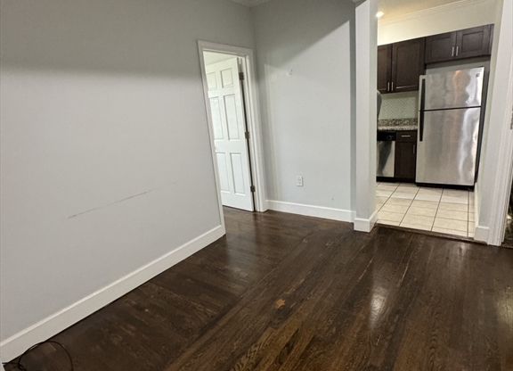 435 Walnut Ave