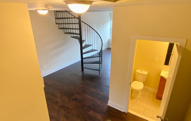 For Rent: Stylish Urban Living at 1618 Bank Street – Your City Lifestyle Awaits!