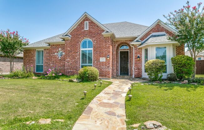Beautiful and Spacious 3-Bed, 2-Bath Home for Rent