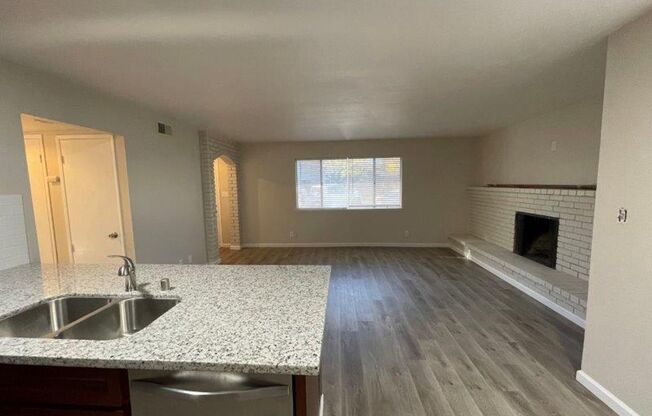 2 beds, 1 bath, $1,895