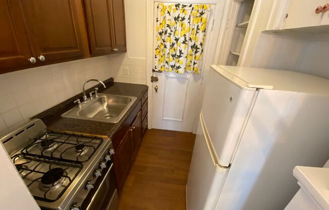 1 bed, 1 bath, $1,450, Unit 904 - 3D