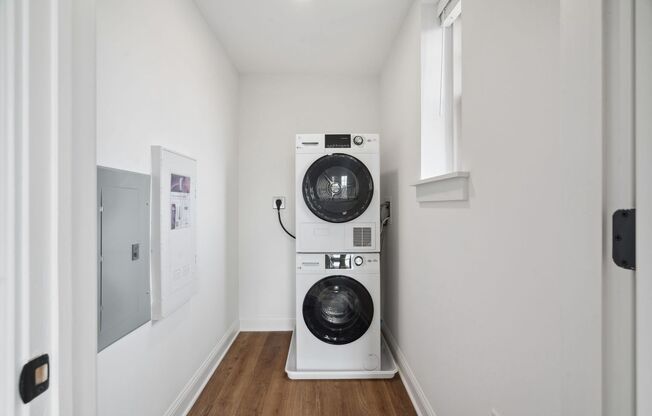 1 bed, 1 bath, 764 sqft, $2,930, Unit 201