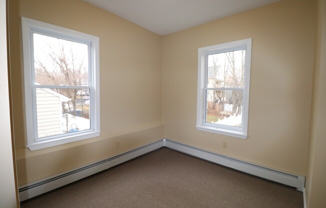 2 beds, 1 bath, $1,430, Unit 2W