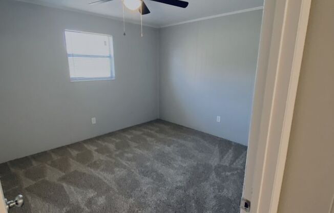 2 beds, 1 bath, 768 sqft, $895, Unit 3620-D