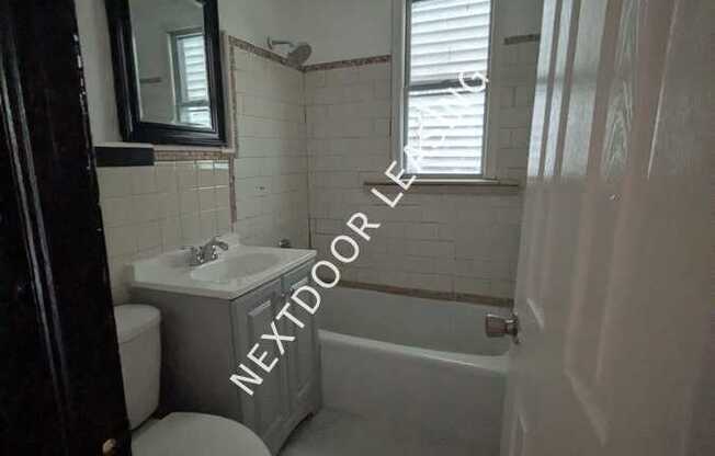 241 Duncan Ave 4