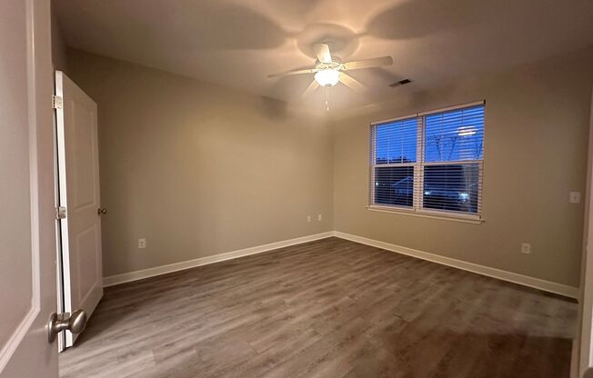 2 beds, 2 baths, 1,160 sqft, $1,850, Unit 48-102
