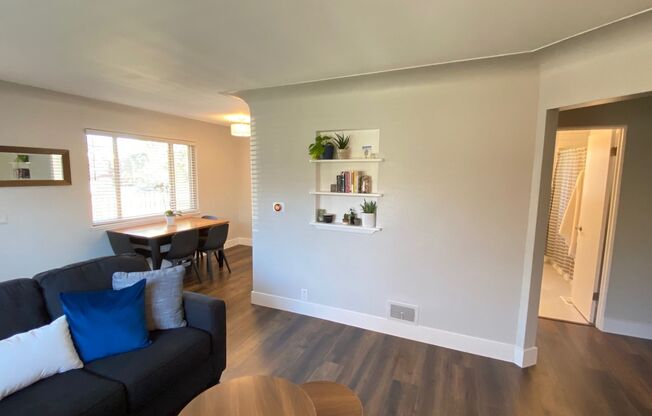 2 beds, 1 bath, $2,395