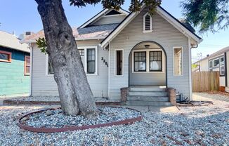 3 beds, 1 bath, $2,495