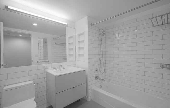 1 bed, 1 bath, $5,749, Unit 326