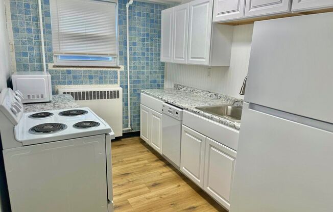 1 bed, 1 bath, 869 sqft, $750, Unit 6