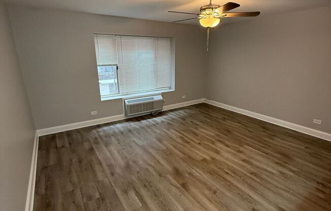 1 bed, 1 bath, $1,750, Unit 104