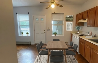 1 bed, 1 bath, 500 sqft, $2,550, Unit 10(4C)
