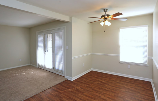 2 beds, 2 baths, 915 sqft, $1,270