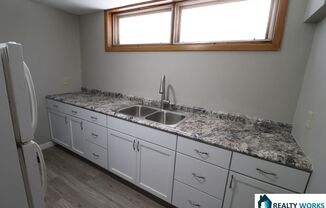 Studio, 1 bath, 410 sqft, $695, Unit #2